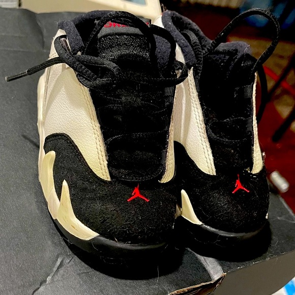 Jordan shoes - Picture 1 of 8